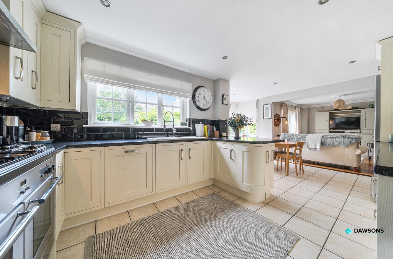 Cysgod Y Graig, Burry Port, SA16 0FX